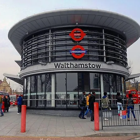 Unique 2 Bedroom Flat In Heart Of Walthamstow London Exterior photo